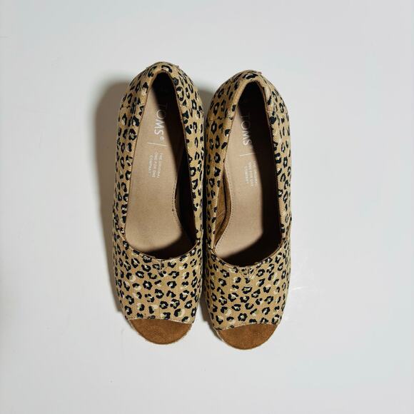 TOMS Cheetah Print Wedges – Peep Toe Espadrille Heel - Picture 2 of 9